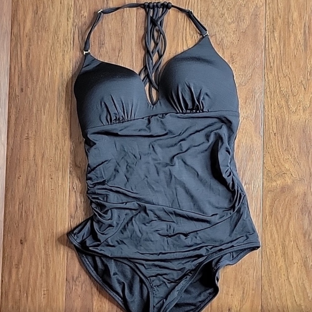 Athleta strappy back onepiece swim suit sz Small